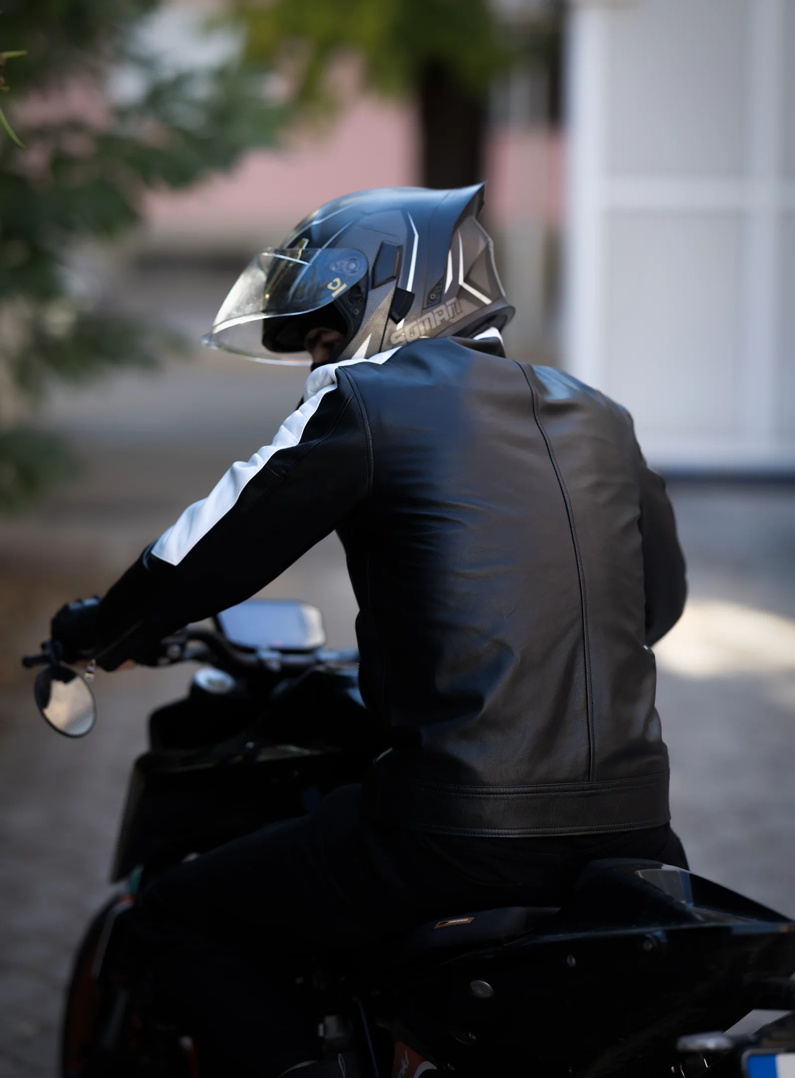 Apex on Motorcycle Back